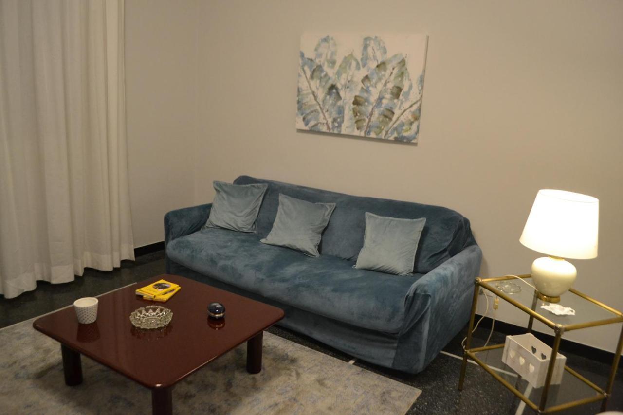Casa Di Aldo: Una Casa Nel Centro Di Nervi. Genoa Bagian luar foto