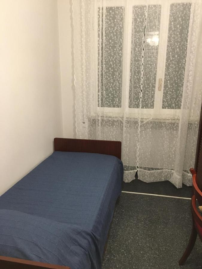 Casa Di Aldo: Una Casa Nel Centro Di Nervi. Genoa Bagian luar foto