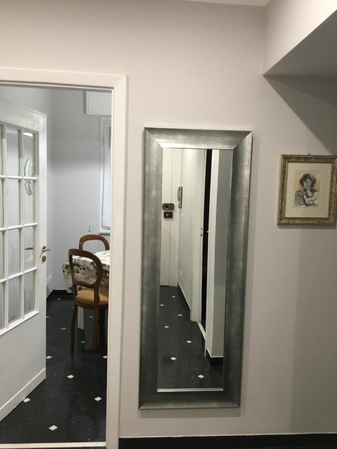 Casa Di Aldo: Una Casa Nel Centro Di Nervi. Genoa Bagian luar foto
