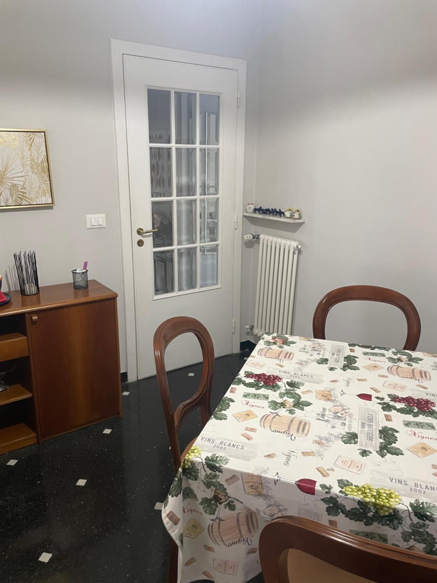 Casa Di Aldo: Una Casa Nel Centro Di Nervi. Genoa Bagian luar foto